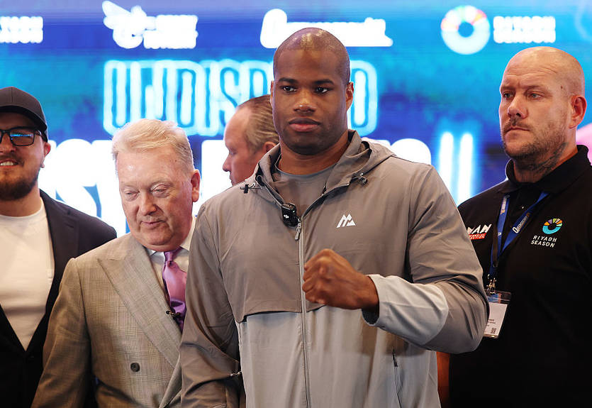 "Матиме більше шансів": Гаттон поділився прогнозом на реванш Усика з Дюбуа