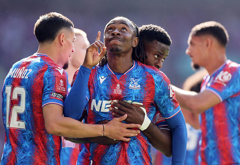 Кристал Пелас сенсационно завоевал Кубок Англии