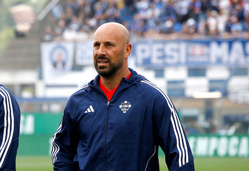 Ексгравець Ліверпуля і Баварії вирішив закінчити кар'єру Ексгравець Ліверпуля і Баварії вирішив закінчити кар'єру