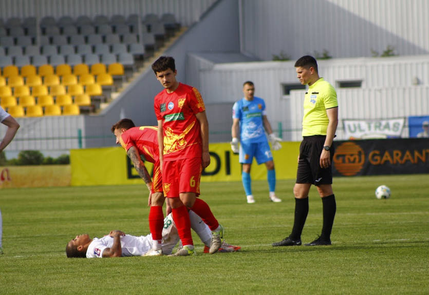 Ингулец не сумел избежать вылета, разойдясь ничьей с Ворсклой