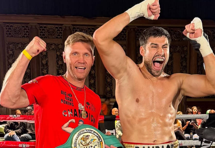 Новицький нокаутував суперника і захистив звання чемпіона світу