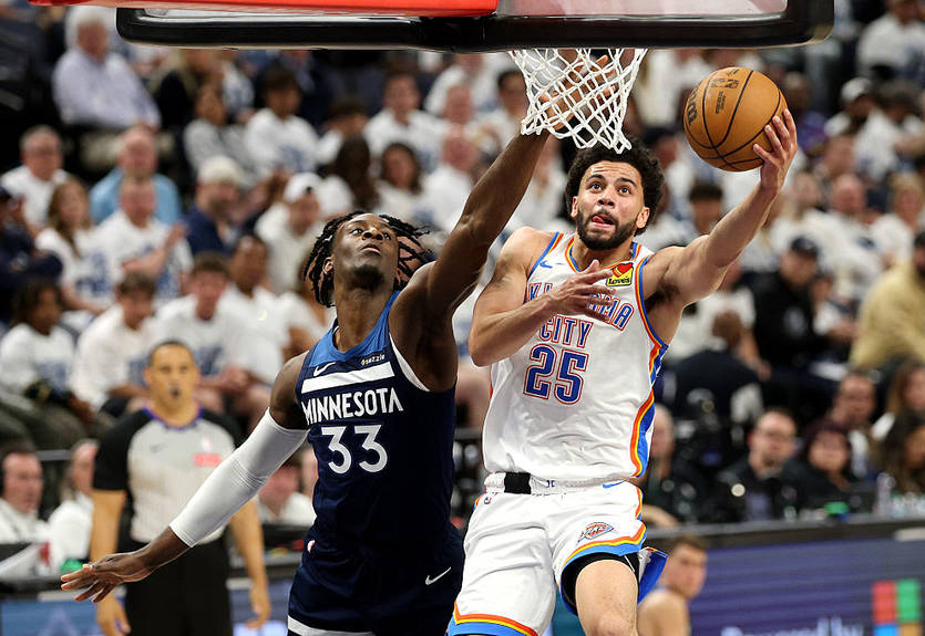 Плей-оф НБА: Міннесота знищила Оклахому в домашньому матчі