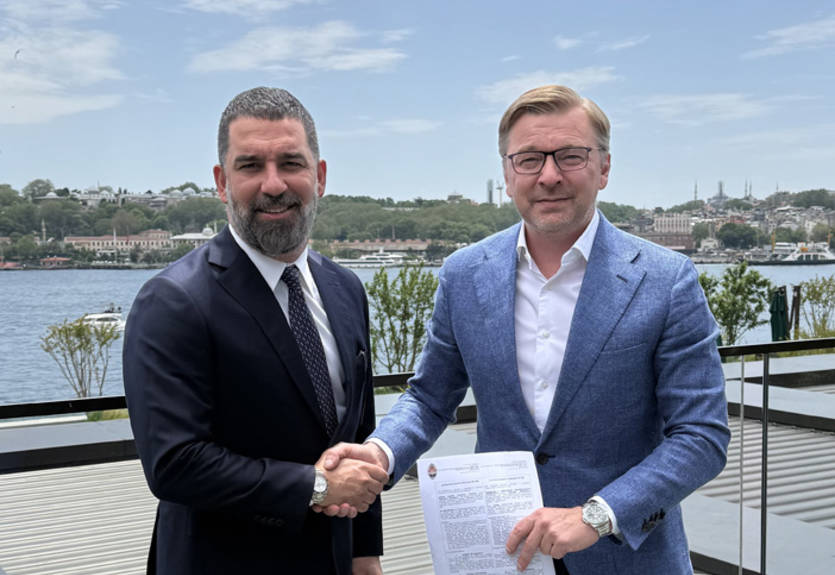 "Принесе клубу трофеї": Палкін оцінив перспективи Турана в Шахтарі