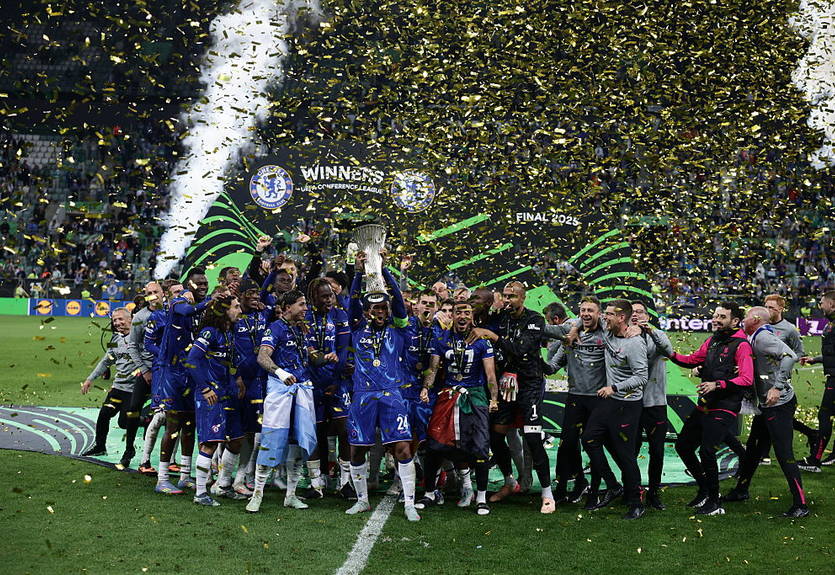 Уперше в історії п'ять різних англійських клубів виграли трофей