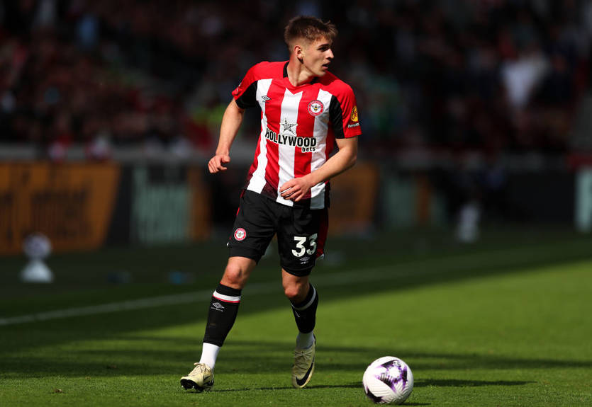 Ярмолюк продлил контракт с Брентфордом