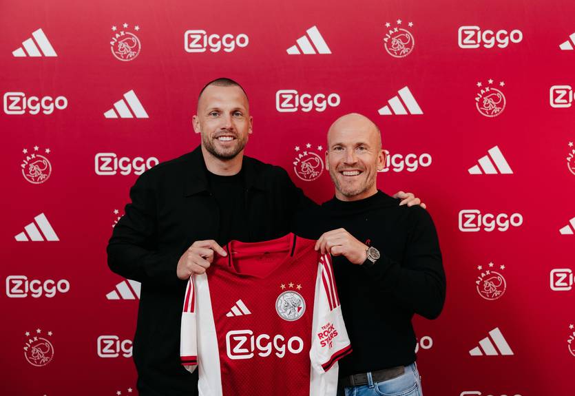 Аякс офіційно представив головного тренера Аякс офіційно представив головного тренера