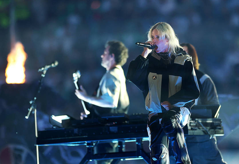 Ван Бастен разнес УЕФА за выступление Linkin Park перед финалом Лиги чемпионов