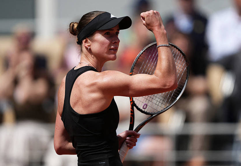 Свитолина переломила ход встречи с Паолини и прошла в четвертьфинал Ролан Гаррос