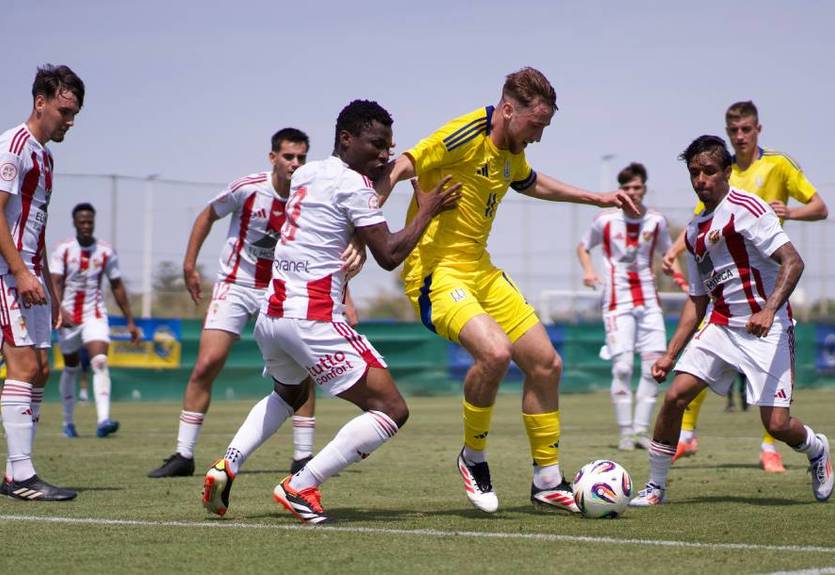 Сборная Украины U-21 разгромила испанский клуб в товарищеском матче за закрытыми дверями