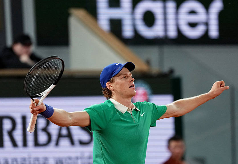 Синнер обыграл Джоковича по пути в финал Ролан Гаррос