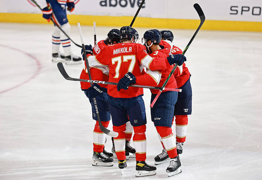 НХЛ: Флорида разгромила Эдмонтон в третьей игре финала Кубка Стэнли