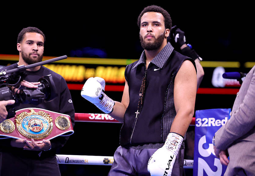 "Быстро нокаутирует": Околи сделал прогноз на бой Итаума - Уайт "Быстро нокаутирует": Околи сделал прогноз на бой Итаума - Уайт