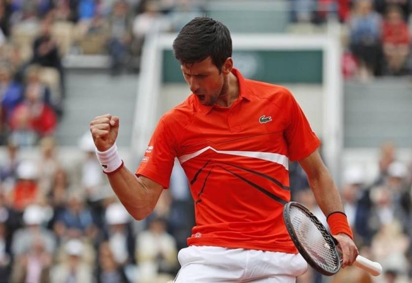 Ролан Гаррос (ATP): Джокович продлил победную серию, Монфис пробился в третий раунд