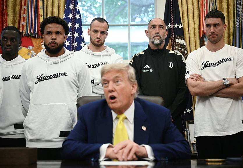 Игрок Ювентуса назвал встречу с Трампом странной