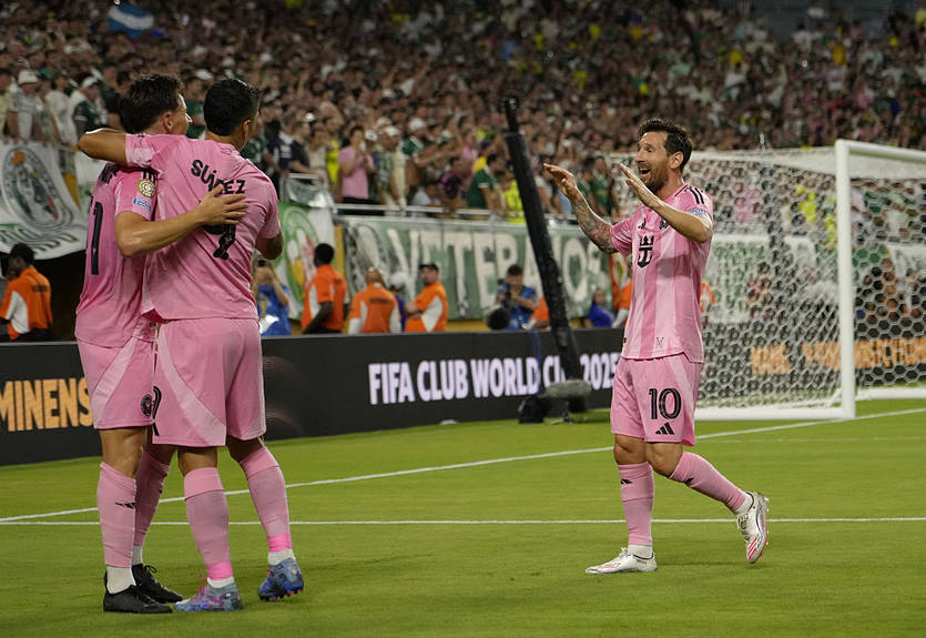 Интер Майами вышел в плей-офф Клубного чемпионата мира, Порту и Аль-Ахли забили восемь голов Интер Майами вышел в плей-офф Клубного чемпионата мира, Порту и Аль-Ахли забили восемь голов