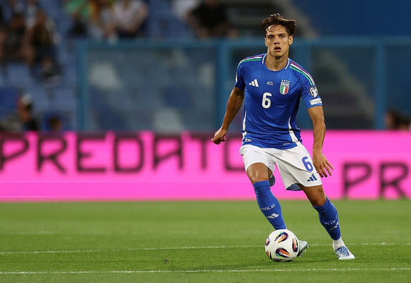 Мілан близький до купівлі хавбека збірної Італії