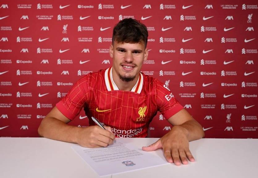 Ліверпуль оголосив про підписання одноклубника Забарного