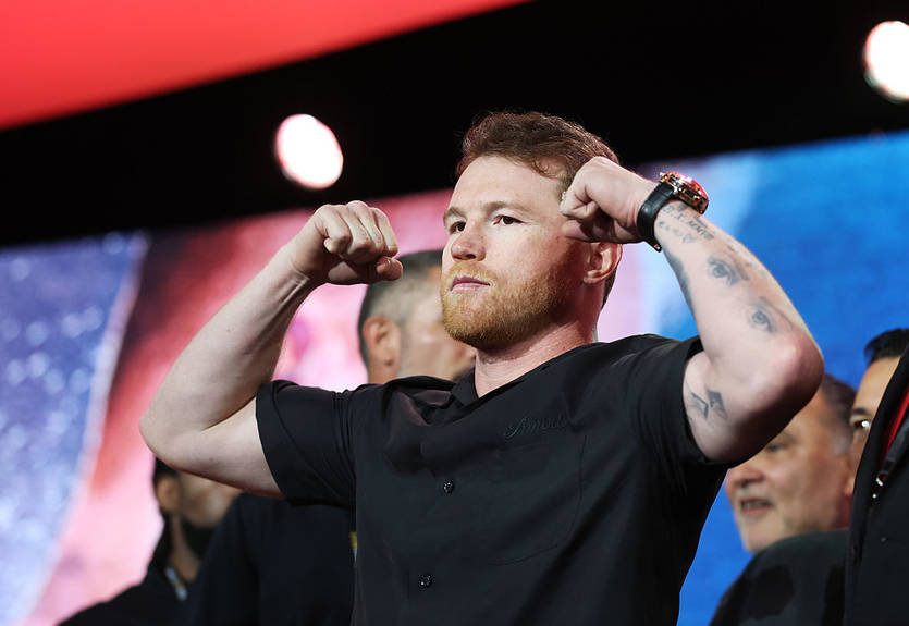 Альварес назвал главную ценность боя против Кроуфорда