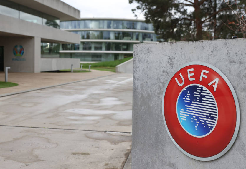 УЕФА отобрал у Латвии и Литвы половину футзального Евро-2026 ради Беларуси