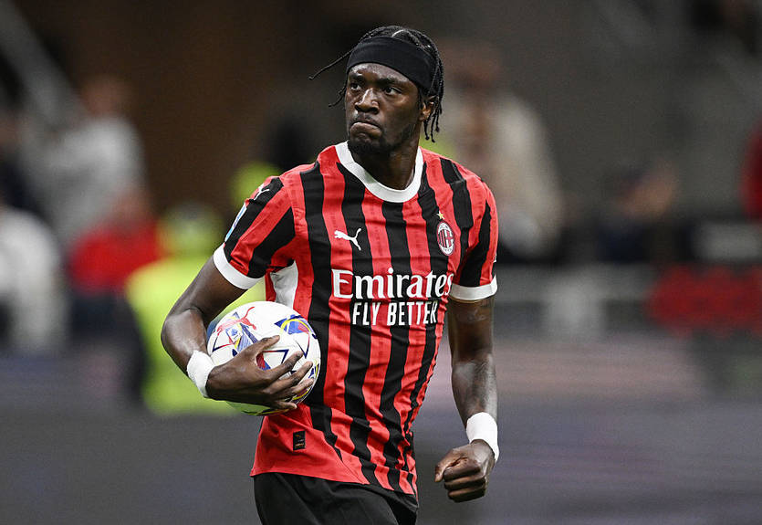 Милан распрощался с арендованным у Ромы форвардом Милан распрощался с арендованным у Ромы форвардом