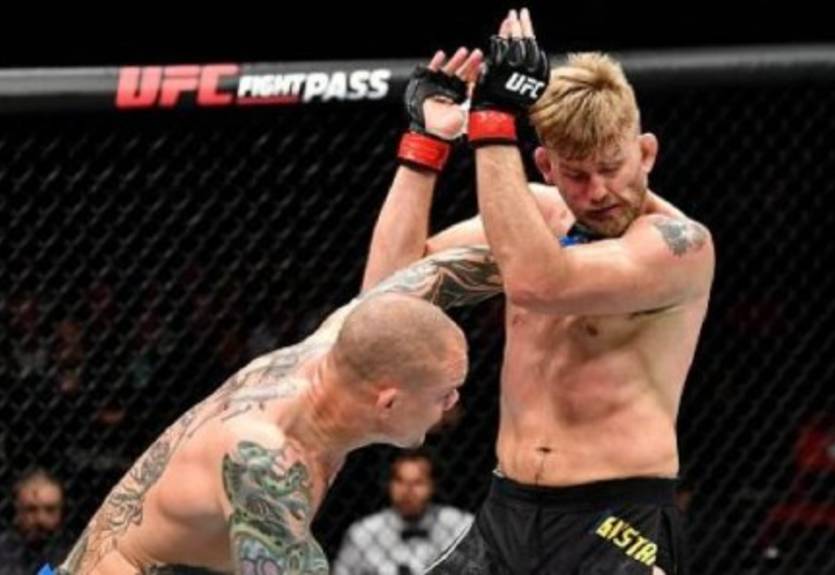 UFC Fight Night 153: Густафсон проиграл Смиту удушающим приемом UFC Fight Night 153: Густафсон проиграл Смиту удушающим приемом