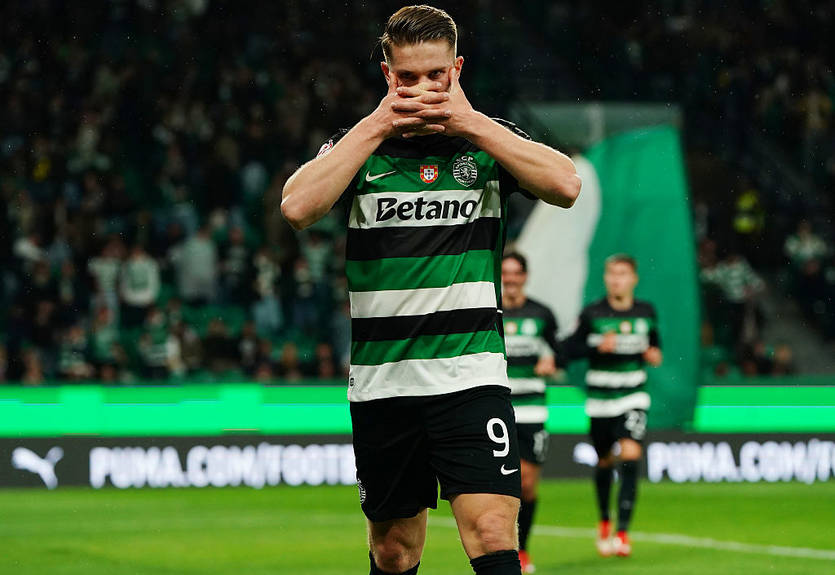 Зірковий бомбардир відхилив пропозиції саудівських клубів