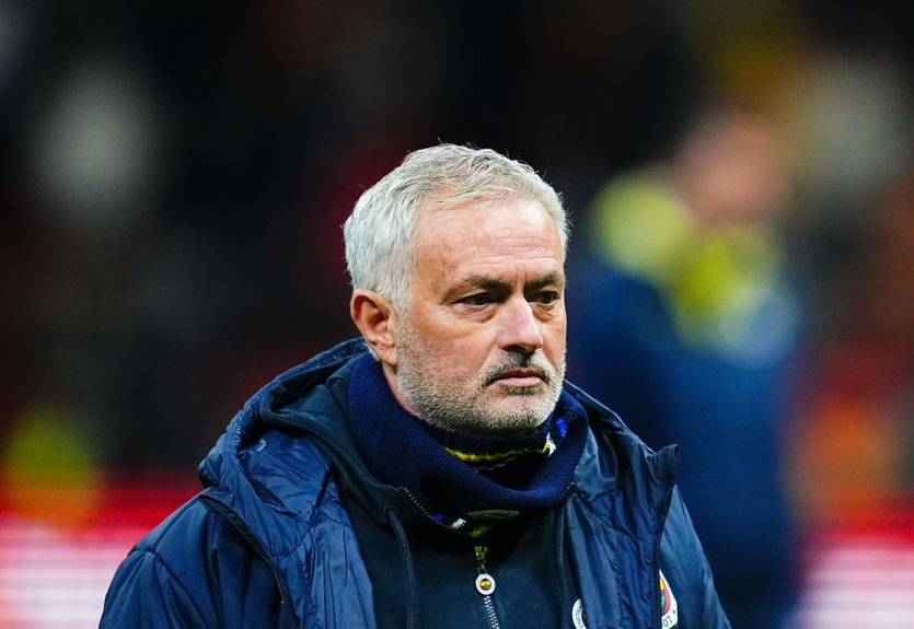 Моурінью: Сподіваюсь, Ківу не виграє требл, бо я егоїст Моурінью: Сподіваюсь, Ківу не виграє требл, бо я егоїст