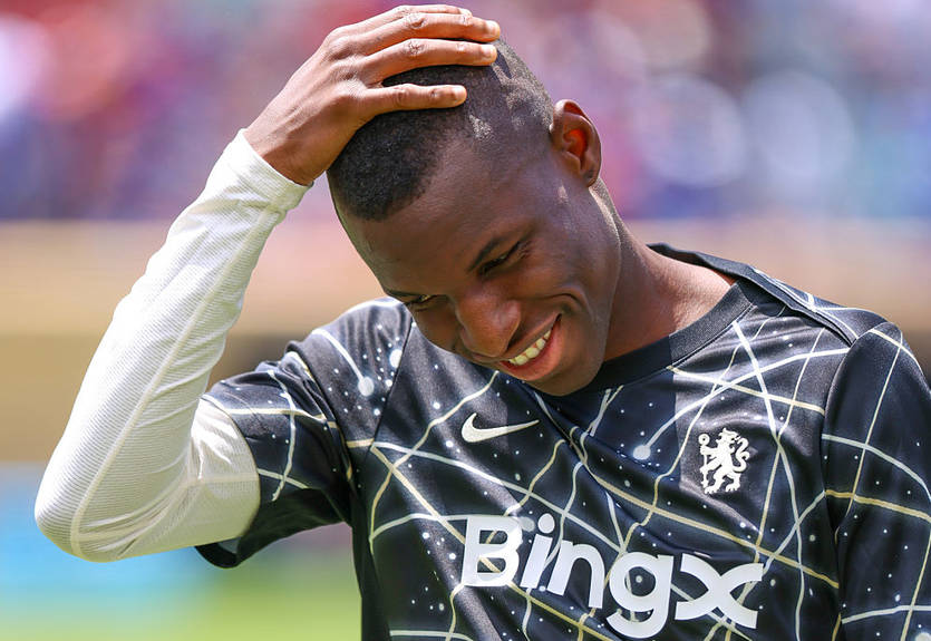 Клубы из АПЛ и Саудовской Аравии заинтересованы в нападающем Челси