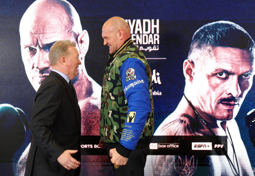 "Почему бы не посмотреть это снова?": Промоутер Фьюри оценил возможность организации трилогии с Усиком