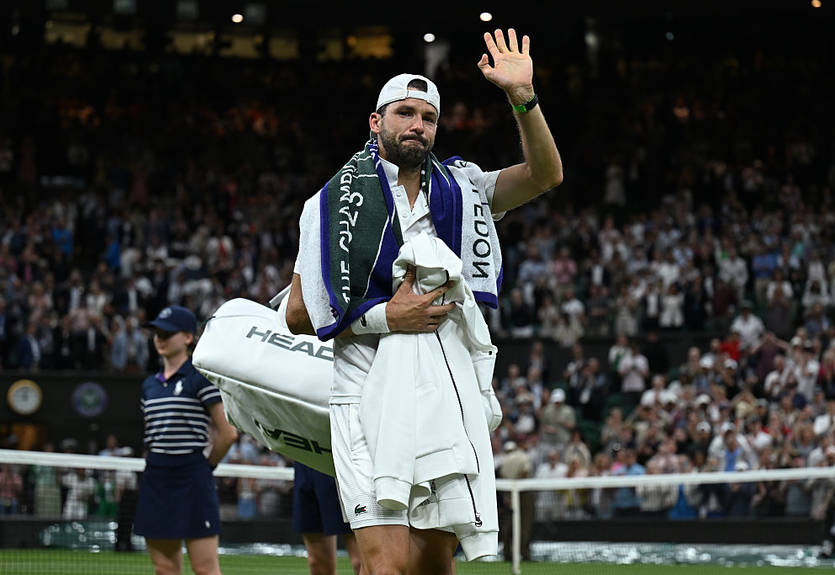 Синнер прошел в четвертьфинал Уимблдона благодаря травме соперника