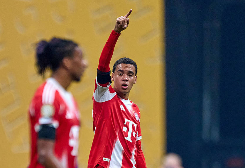 Мусиала успешно перенес операцию