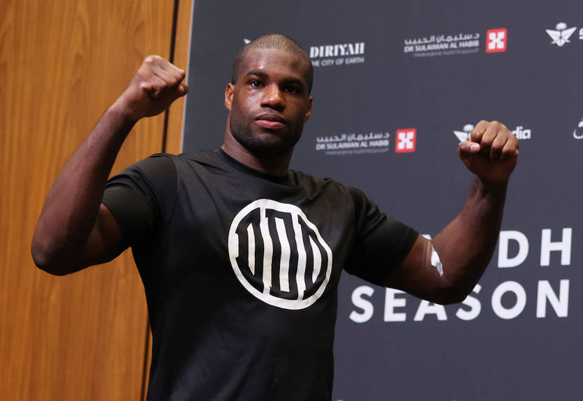 "Не исключаю": Дюбуа назвал соперника, с которым готов провести бой в будущем "Не исключаю": Дюбуа назвал соперника, с которым готов провести бой в будущем