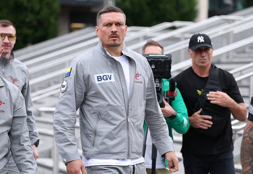 Усик назвал причину, по которой он решил завершить карьеру через два боя