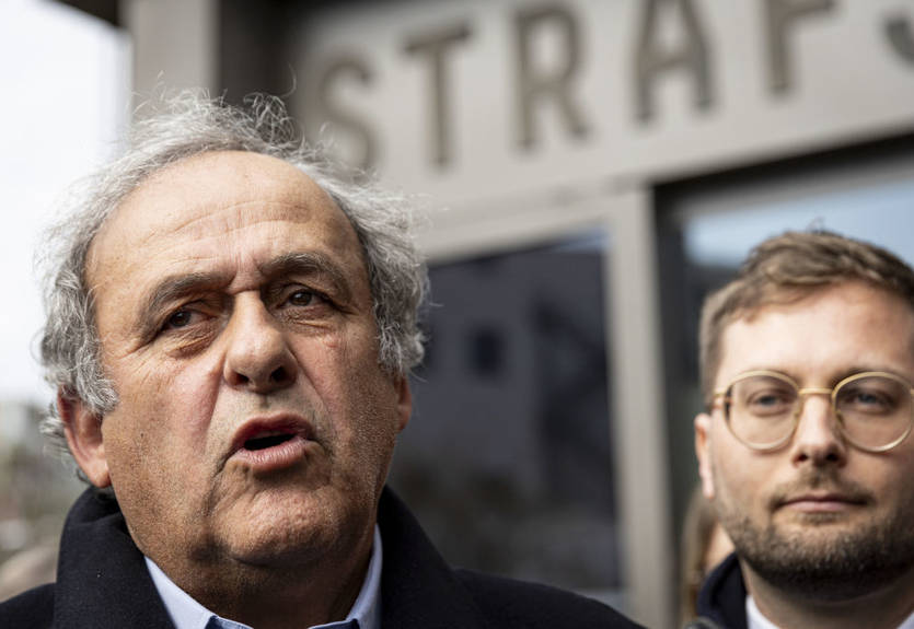 Неизвестный обокрал обладателя Золотого мяча