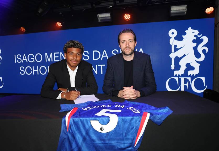 Син ексгравця Челсі підписав контракт з клубом