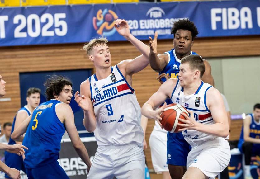 Молодежная сборная Украины разгромно проиграла Исландии U-20 на Евробаскете