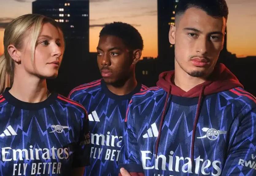 Арсенал презентував гостьову форму на новий сезон