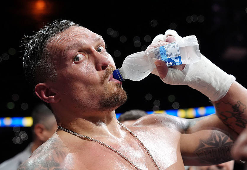 Красюк назвав двох можливих суперників Усика по прощальному бою