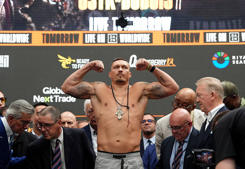 "Знущався з нас": Чісора назвав місце Усика в списку найкращих суперважковаговиків усіх часів