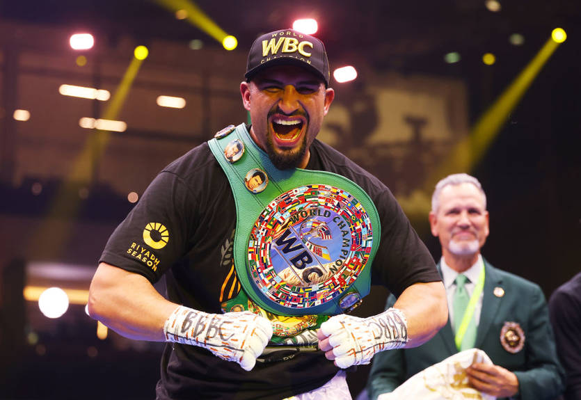 "Это его единственная слабая сторона": менеджер Кабайела рассказал, когда может пройти бой с Усиком