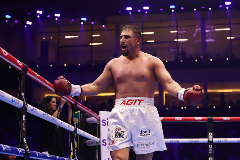 Агіт Кабаєл / Getty Images