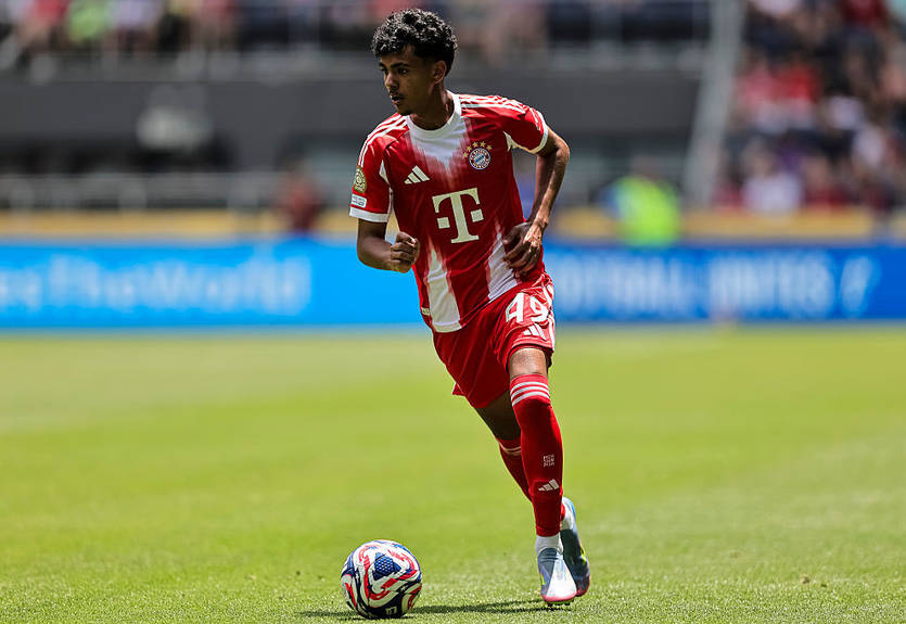 Евертон узгодив перехід конкурента для Миколенка