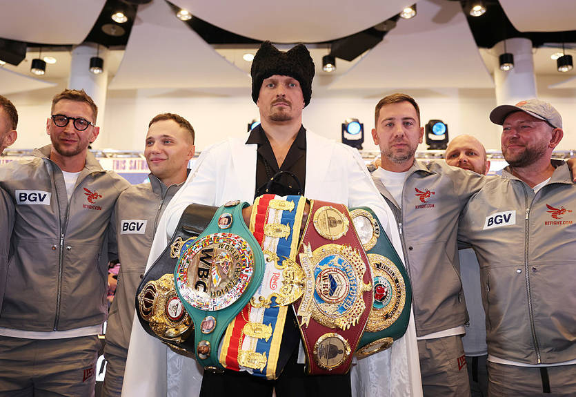 Анбер дал совет Усику и рассказал, как бы прошел бой украинца с Мухаммедом Али и Ленноксом Льюисом