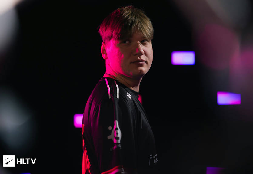 B1ad3 отреагировал на уход S1mple из NaVi и на его переход в другую команду