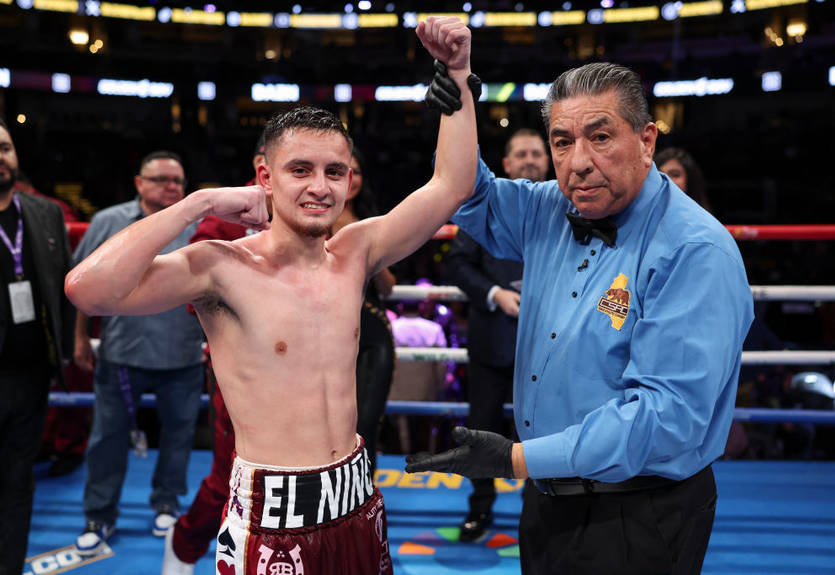 Терадзи проиграл чемпионский бой Сандовалю