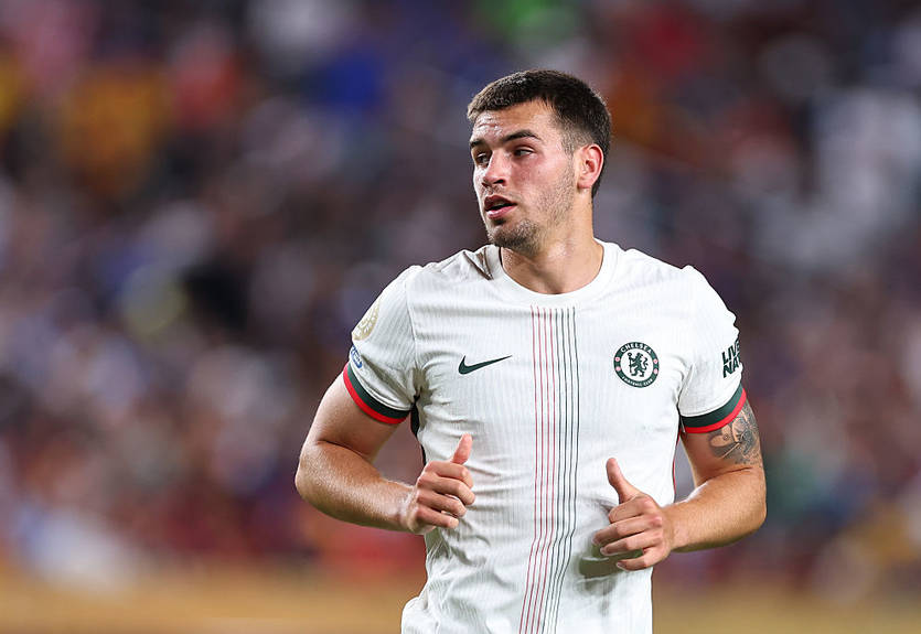 Новичок АПЛ согласовал переход нападающего Челси