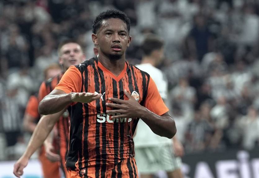 Рома сделала предложение по вингеру Шахтера, но получила отказ