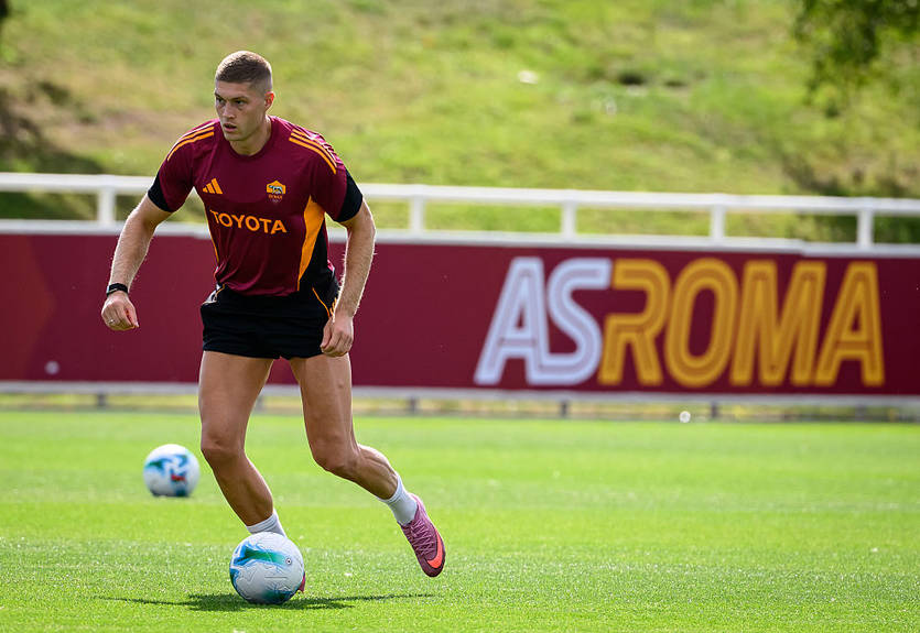 Клуб Ла Лиги хочет видеть в своем составе Довбика