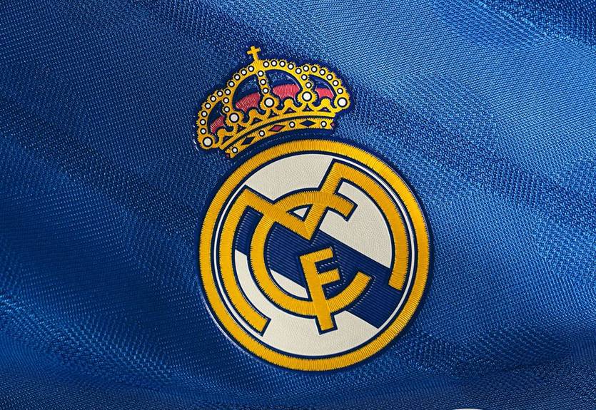 Реал представил третий комплект формы на новый сезон
