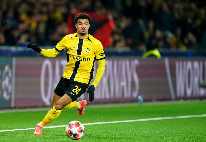 Милан нашел себе правого защитника